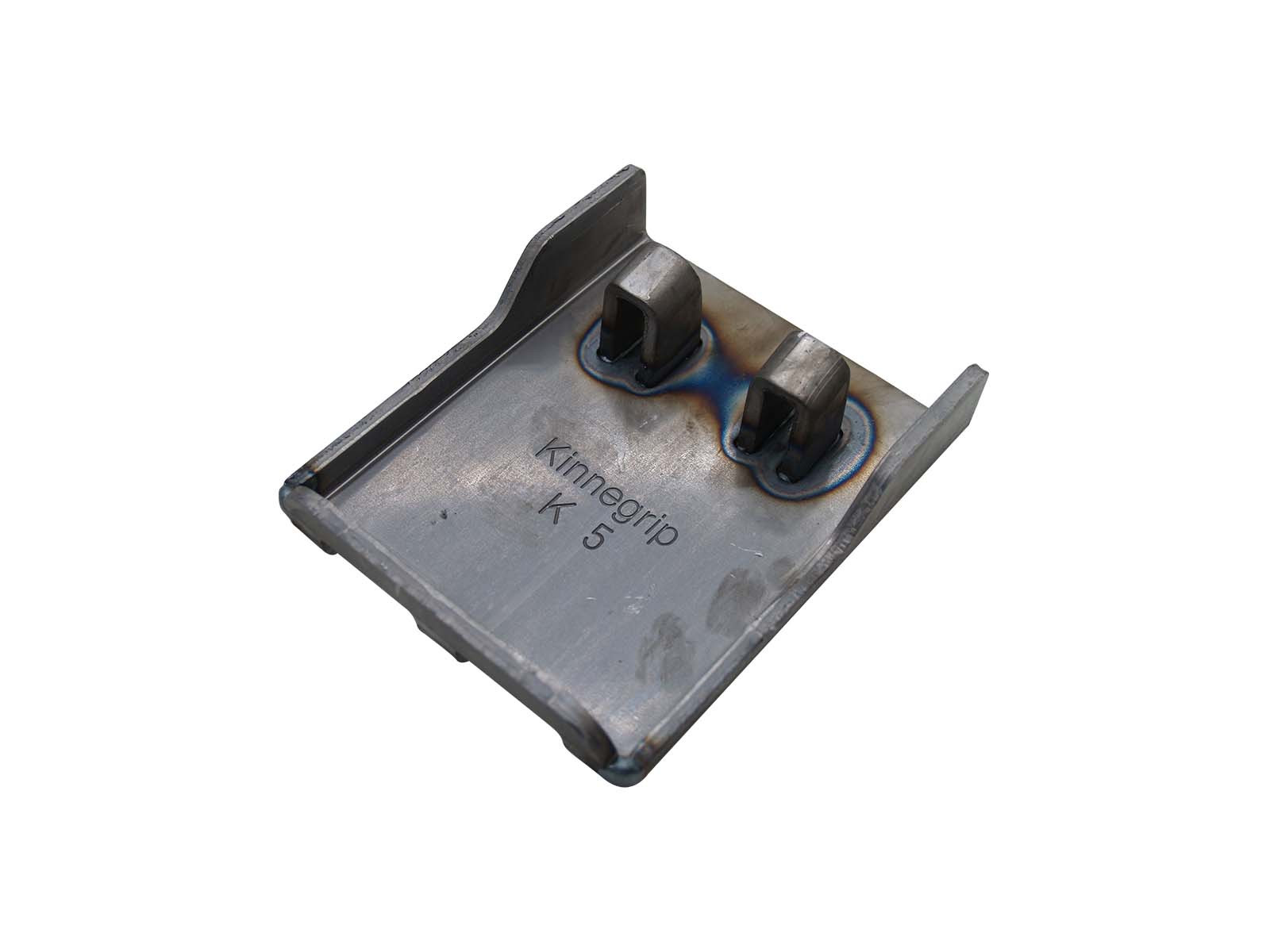 Bundkasse for K5  til side­ og dobbelt bagstolpe.